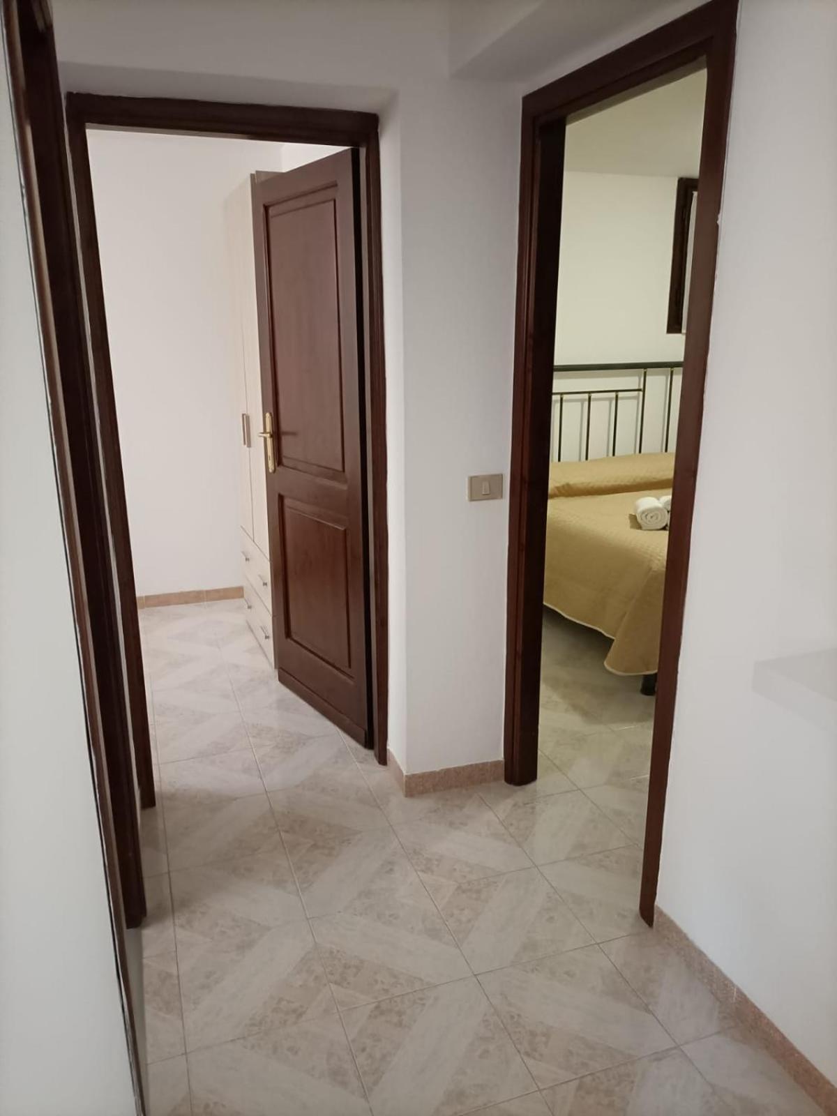 La Casa Al Sole Villa Marina di Sorso Habitación foto