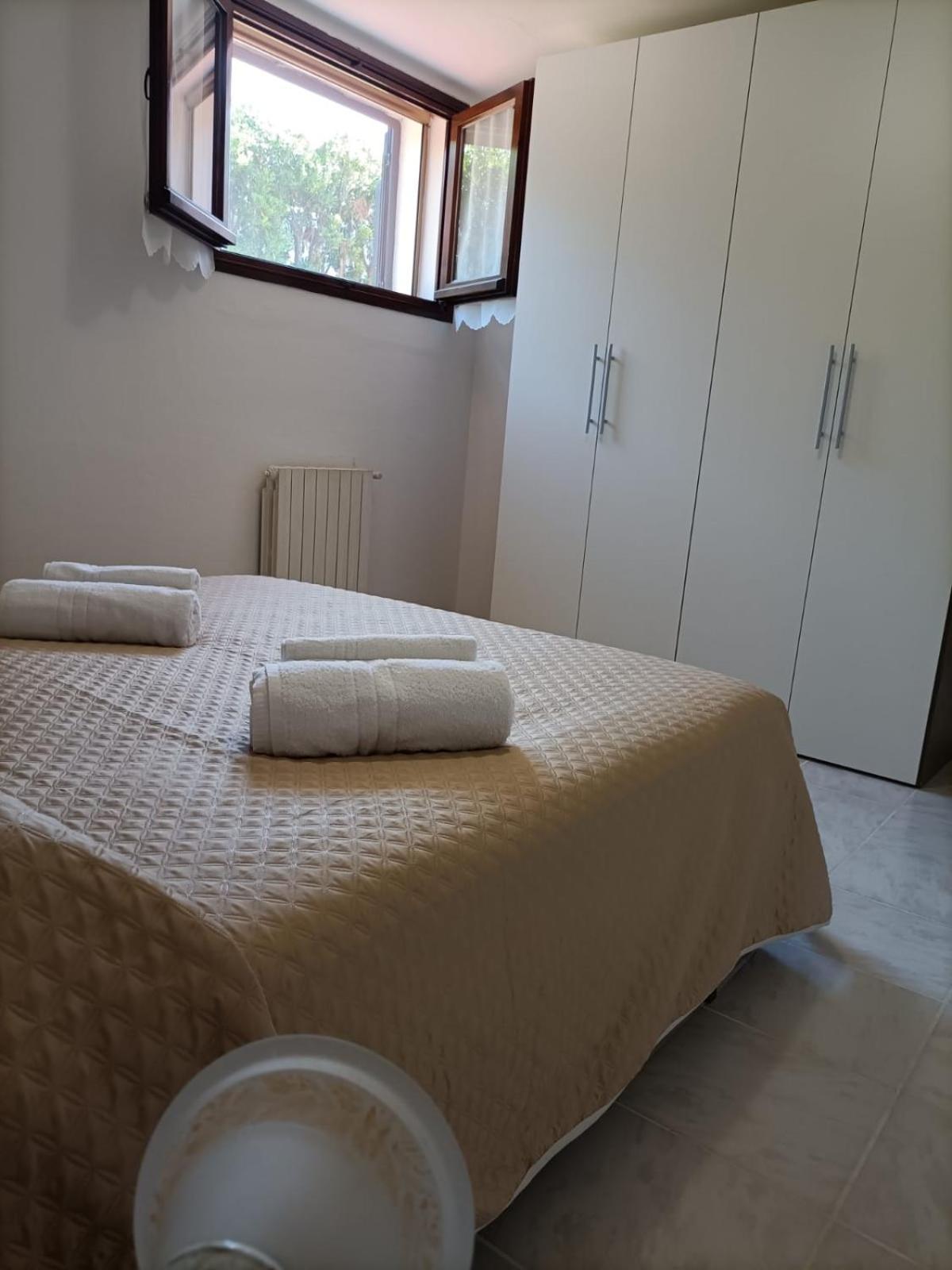 La Casa Al Sole Villa Marina di Sorso Habitación foto